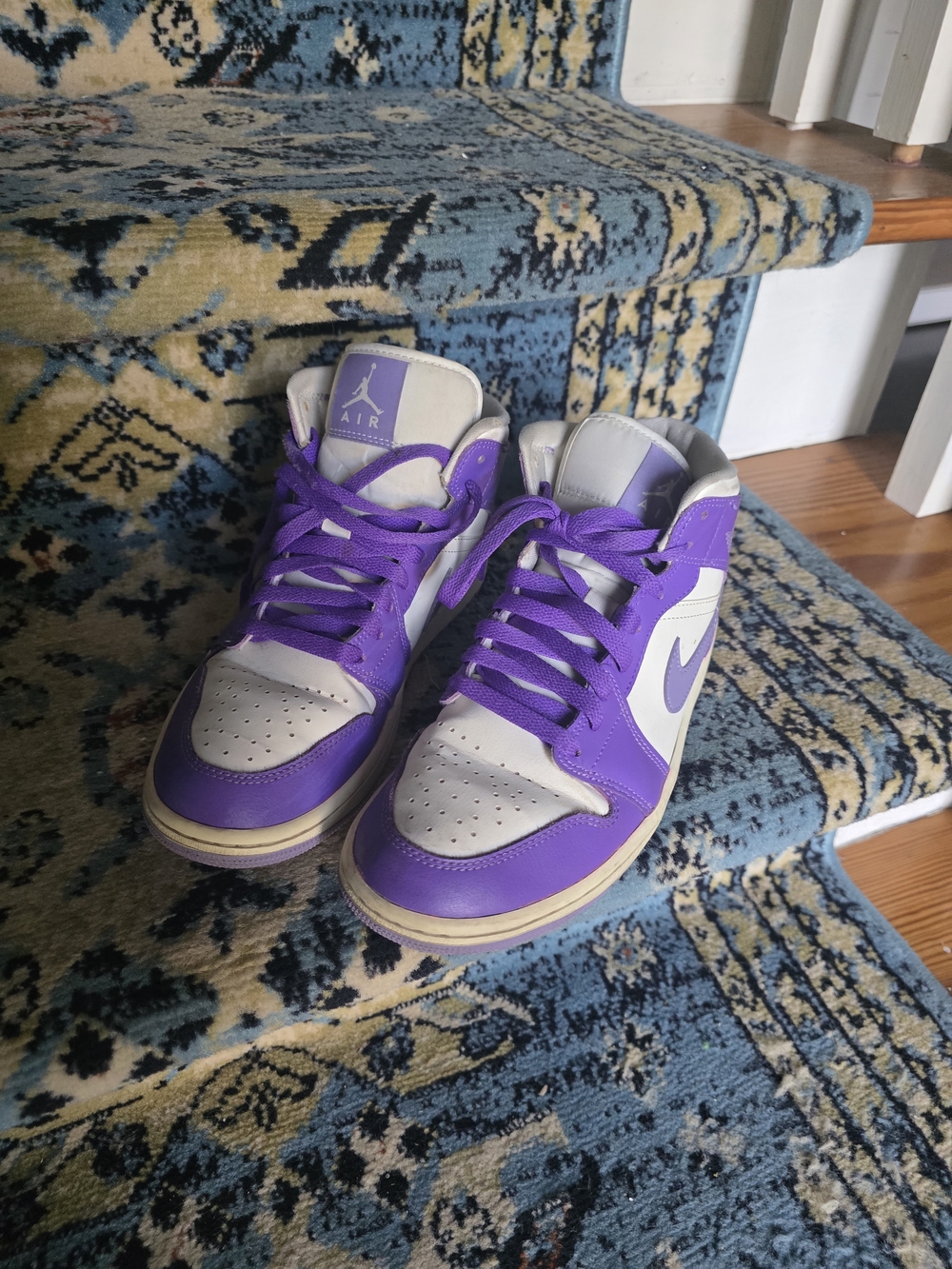 Jordan 1 Mid — White & Purple Women’s Sneakers